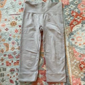 Lululemon cropped leggings